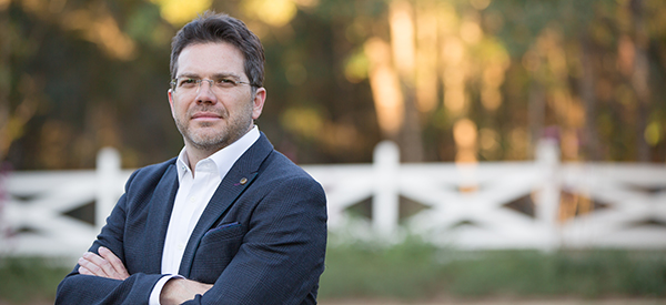 Robert Mayes, Jr., CEO